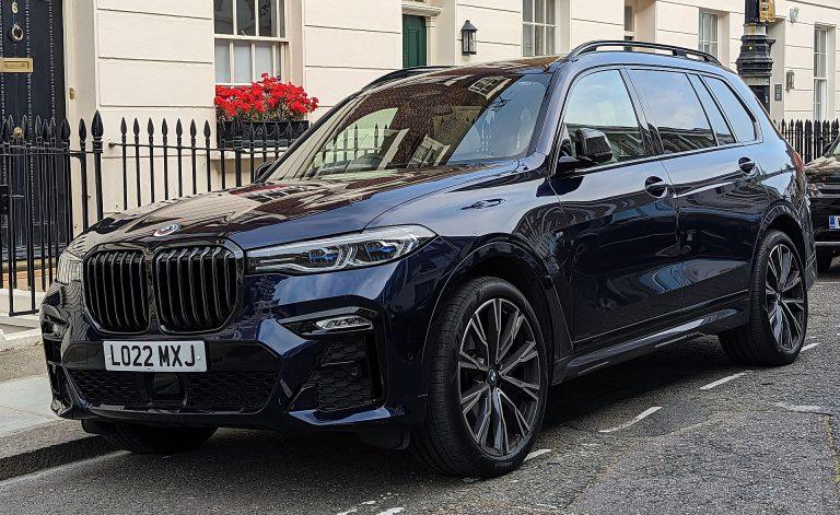 BMW X7