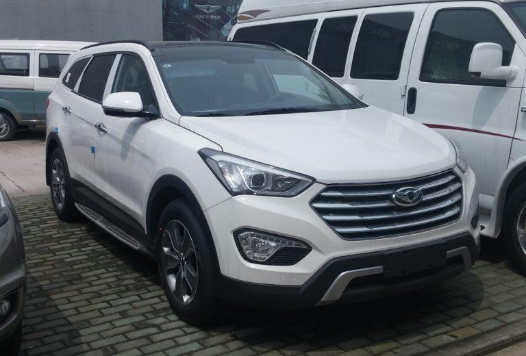 Hyundai GRAND SANTA FE