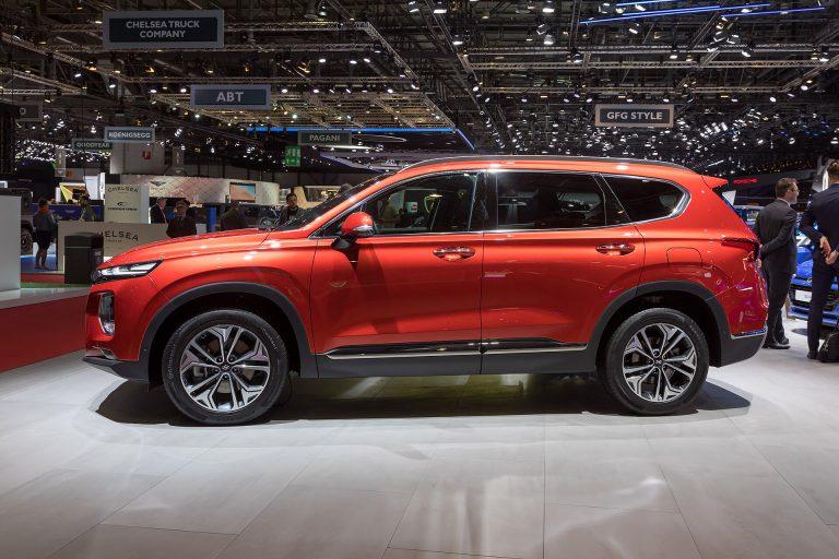 Hyundai SANTA FE