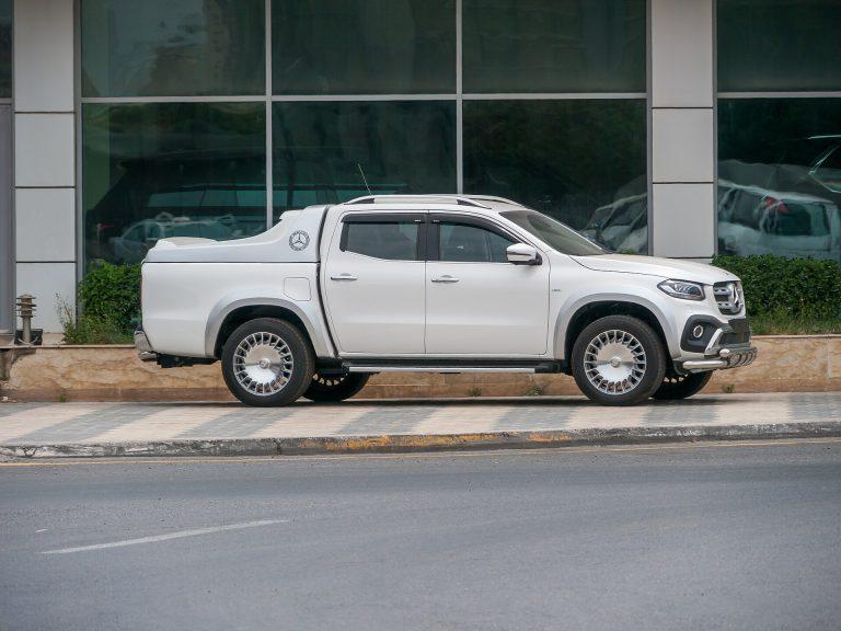 Mercedes X KLASA