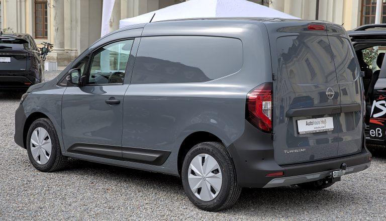 Nissan MISSAN TOWNSTAR